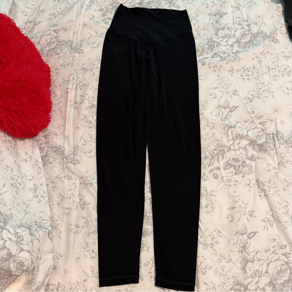 OFFLINE By Aerie Real Me High
Waisted Crossover Legging - cropped